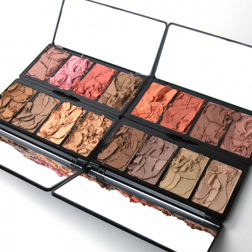 producto: FANATIC HIGHLIGHTING PALLETTE