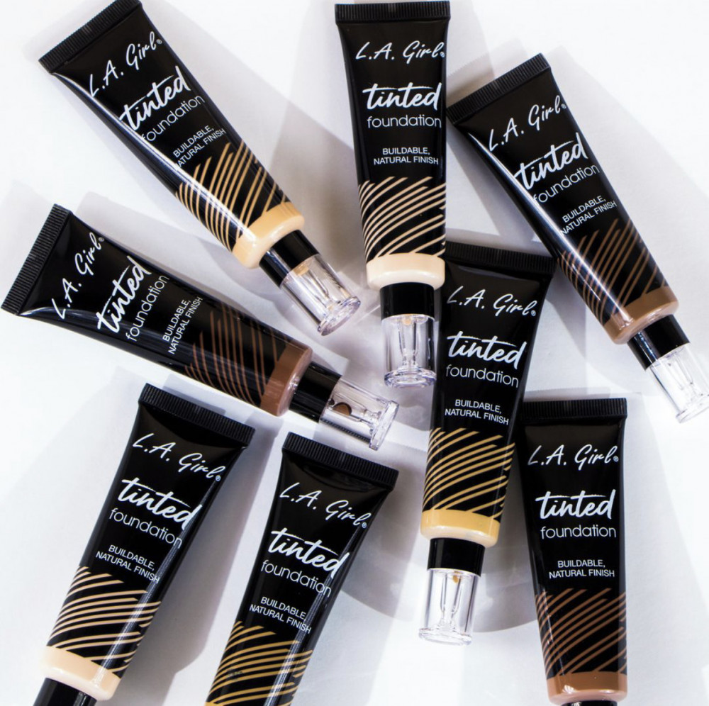 producto: TINTED FOUNDATION